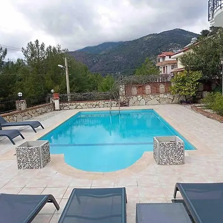 Villa A Quiet, Peaceful