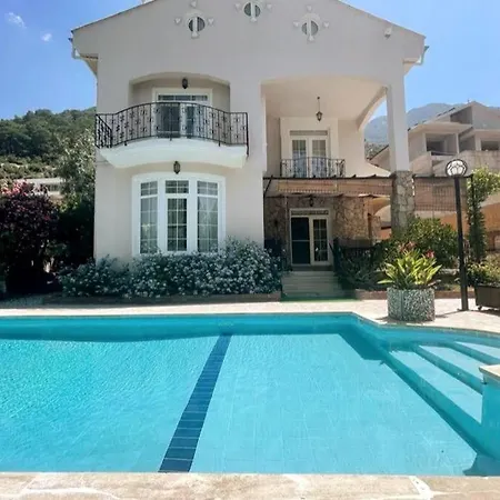 Villa A Quiet, Peaceful